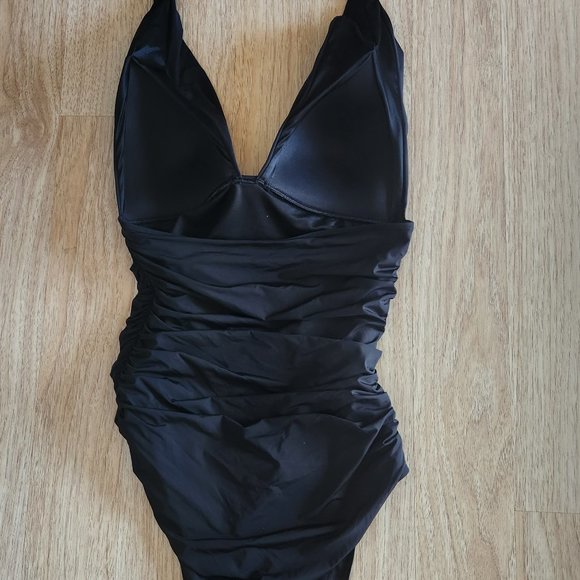 Vitoria's Secret One-Piece Halter-Neck Ruched Shaping Swimsuit Bra-Padded Black - Picture 5 of 7